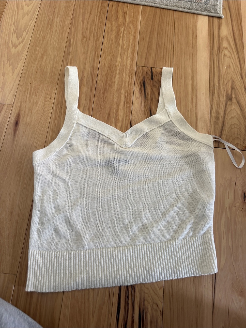 Banana Republic Cream V-Neck Knit Camisole